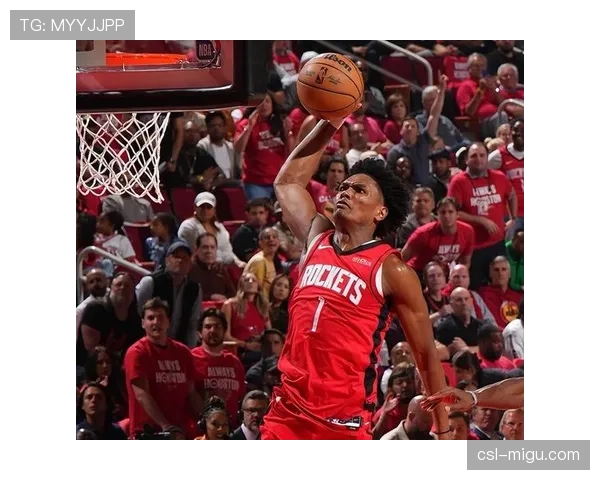 阿门汤普森末节攻防统治锁定胜局 火箭新星在关键时刻的决策与效率