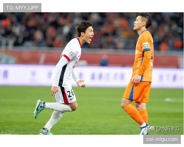 李源一中场攻防枢纽作用关键 泰山本土核心持续输出